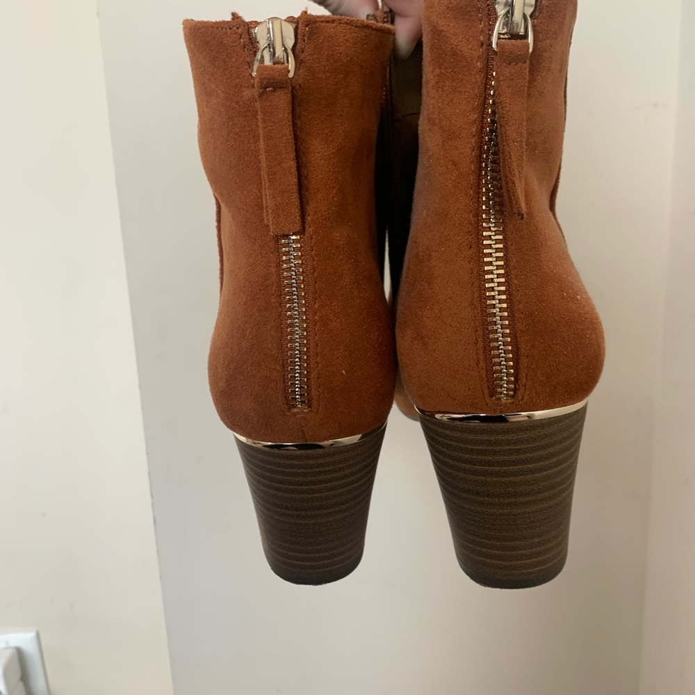 Call it Spring Boots - Picture 2 of 2